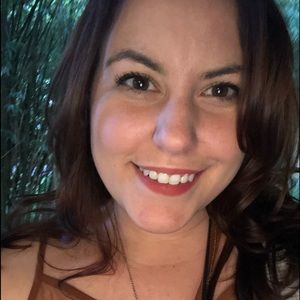 Meet your Posher, Carly